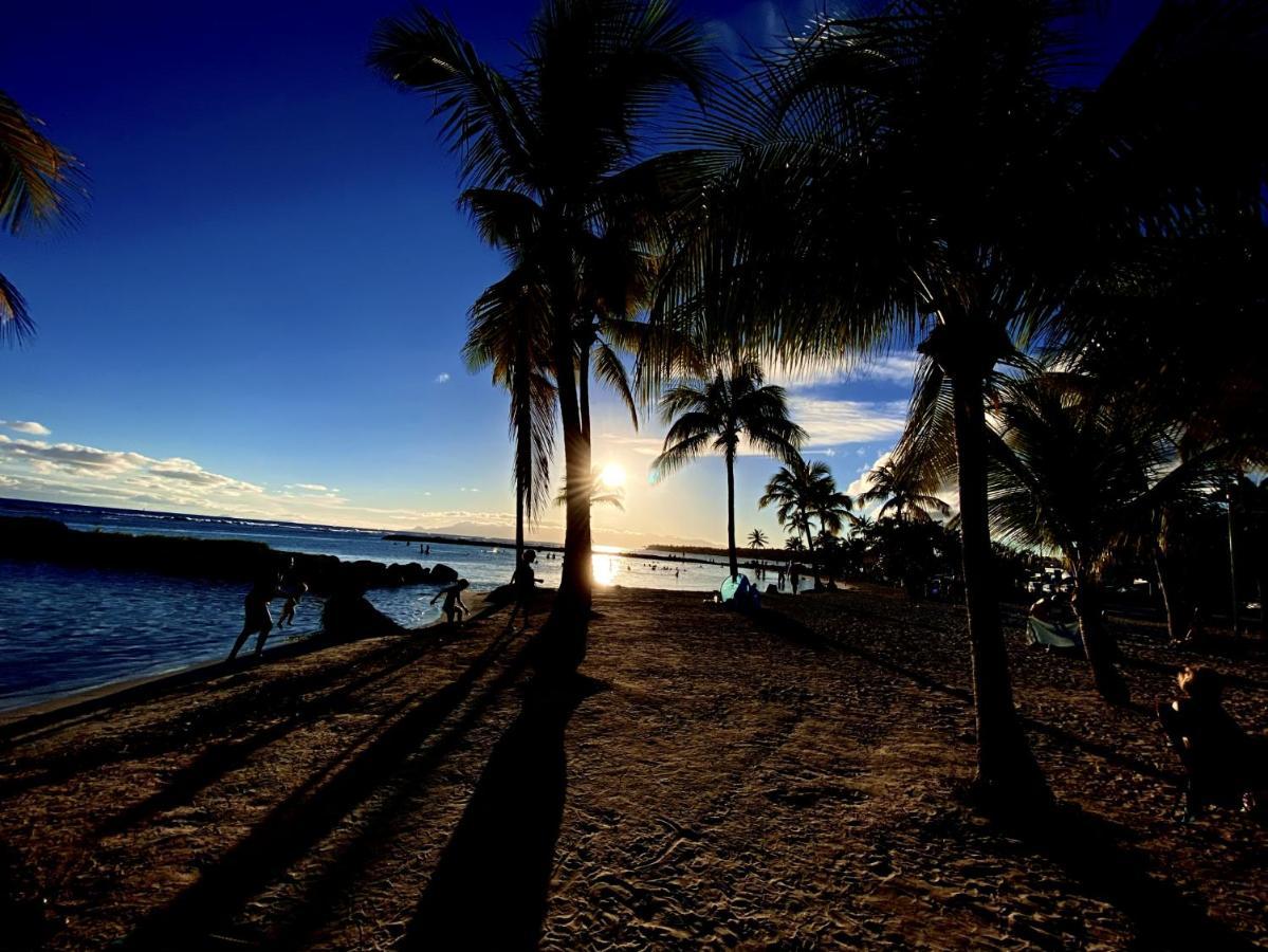 Le Paradis Zen 1Er Etage Et Rdc Vue Plage Et Mer Ste Anne Sainte-Anne  Kültér fotó